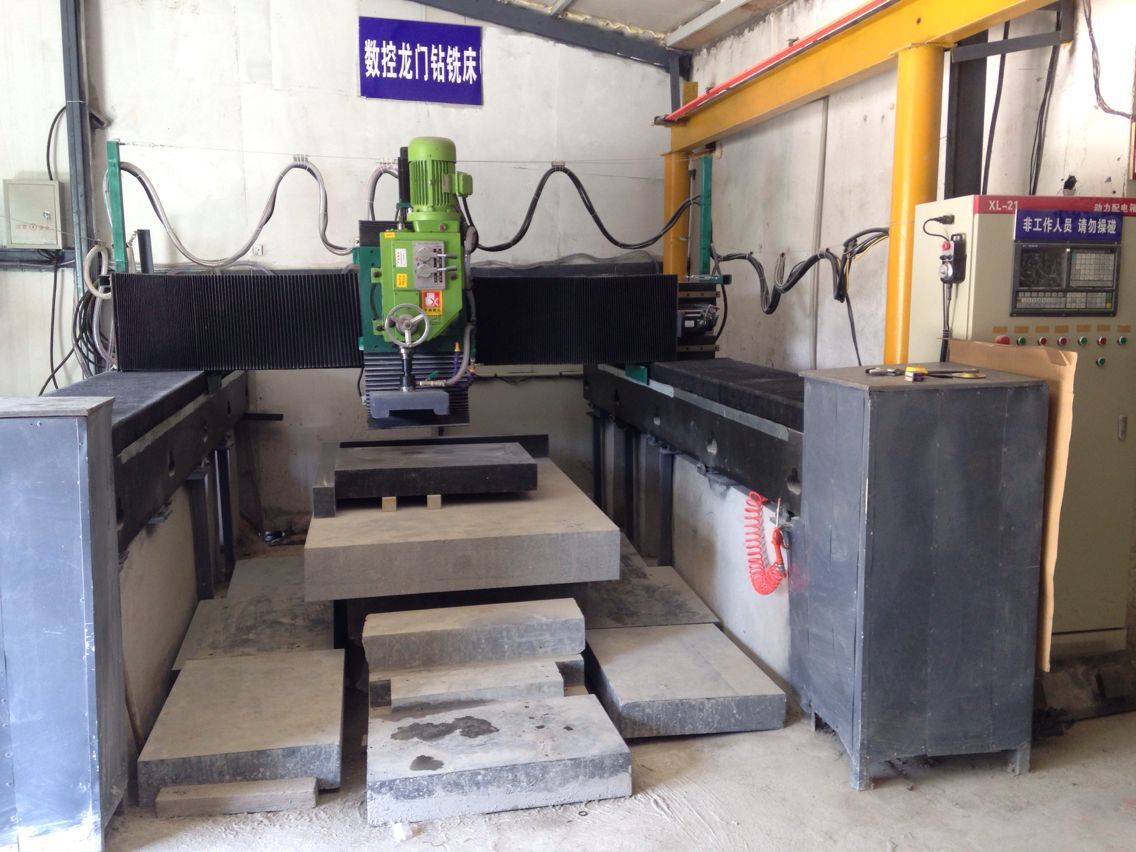 龙门式精密数控钻铣机